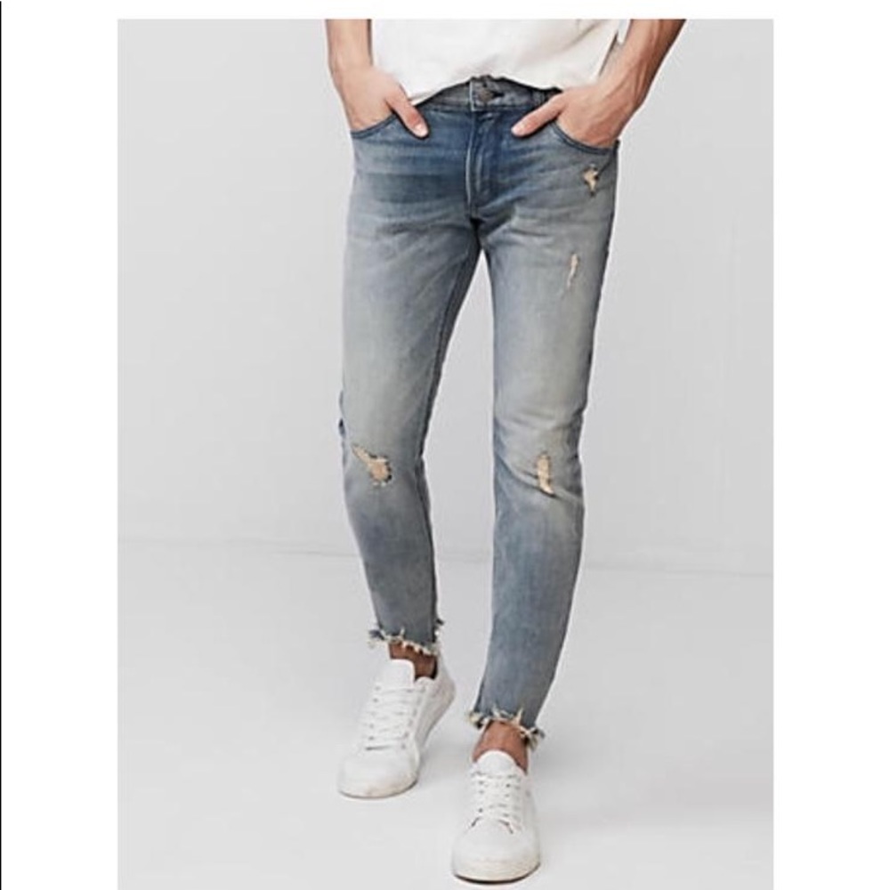 Skinny distressed faded jeans